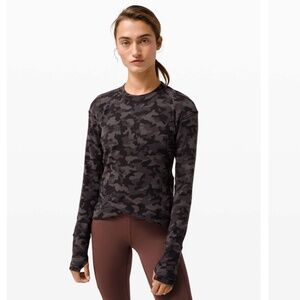 Lululemon Women Long Sleeve Top Athletic Camo Jacquard Black Fitted Running Yoga